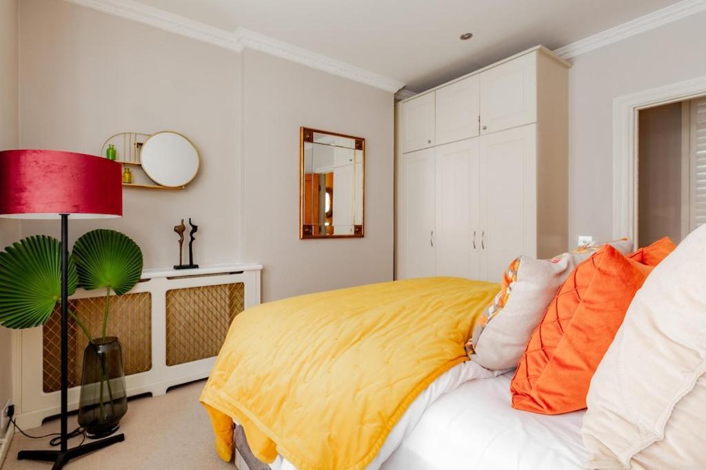 Revamped & Luxxe For Covent Garden Lovers! Adorable City Home For Families & Friends London Eksteriør bilde