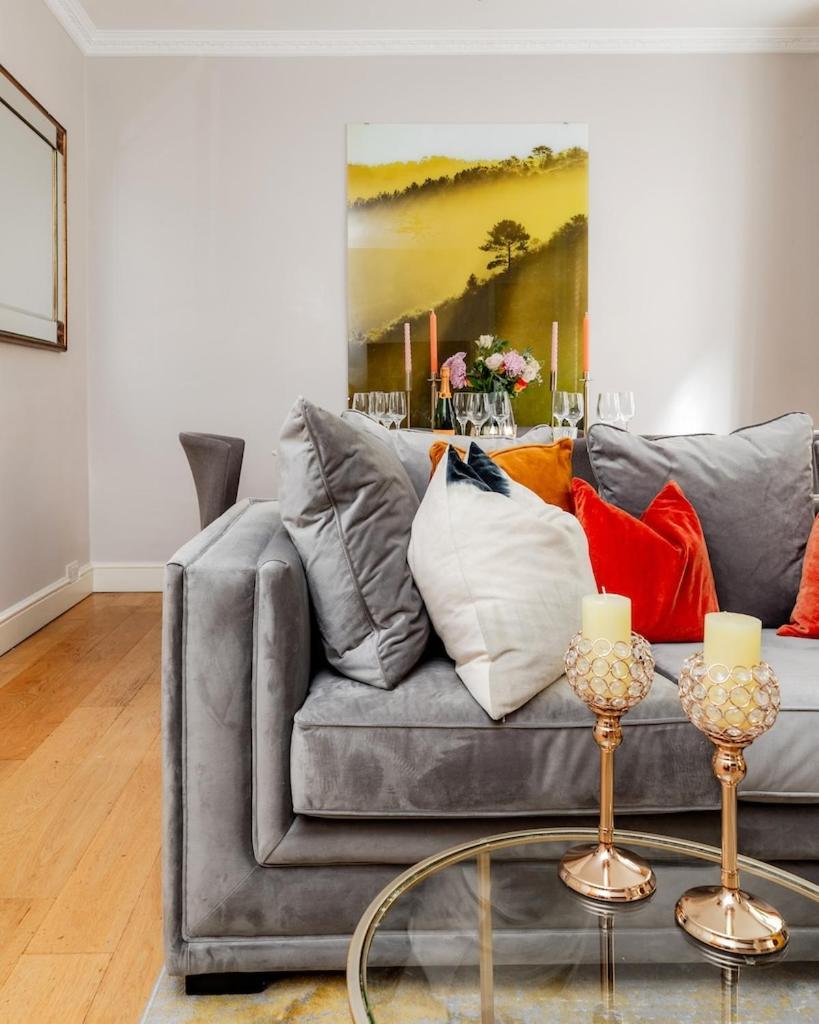 Revamped & Luxxe For Covent Garden Lovers! Adorable City Home For Families & Friends London Eksteriør bilde
